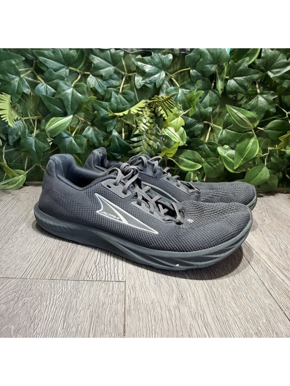 Altra Escalante 4 Shoes Men's Size 10.5 Black Zero Drop Trail Running Sneakers